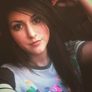 Meet your Posher, Arielle